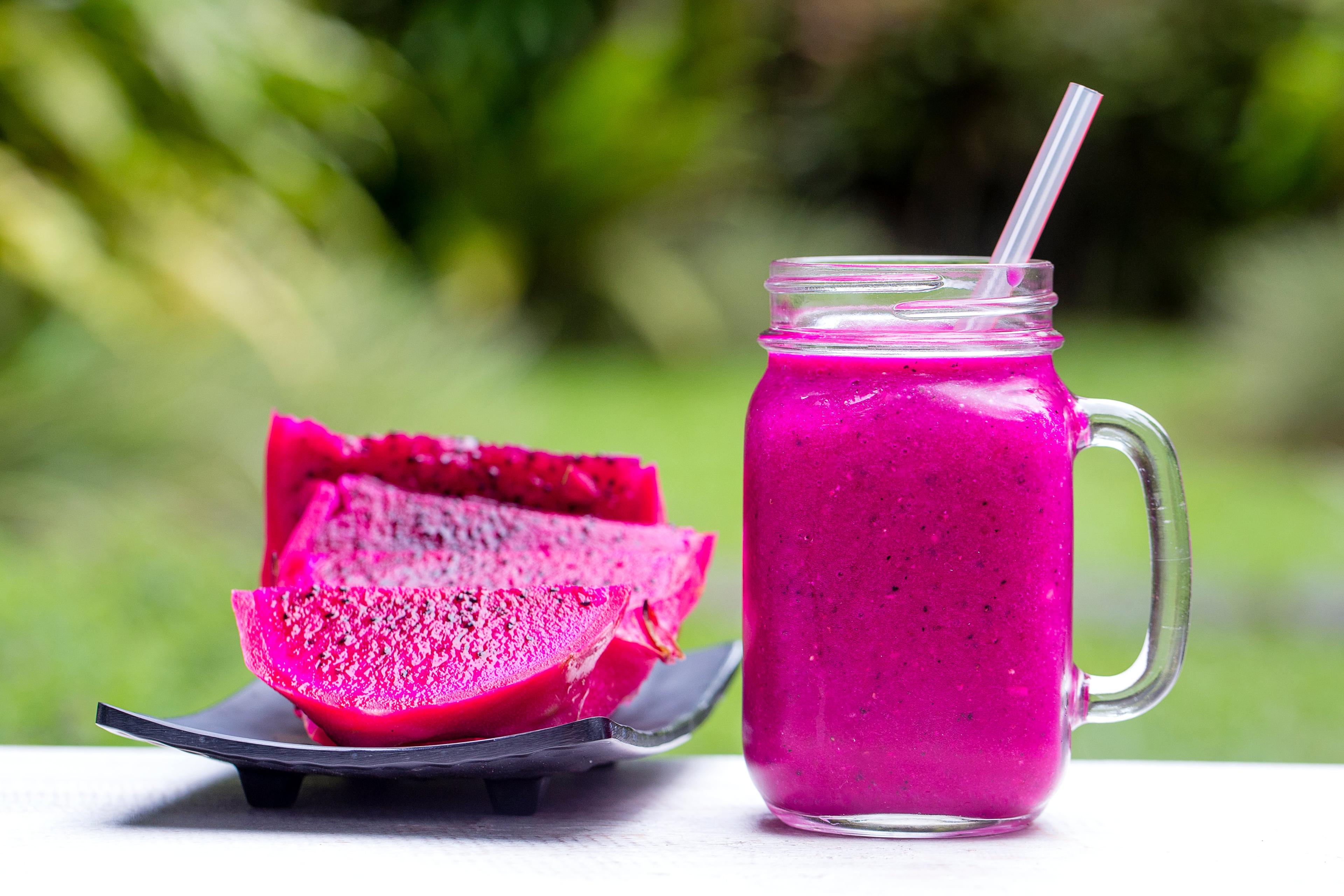 Dragon fruit smoothie